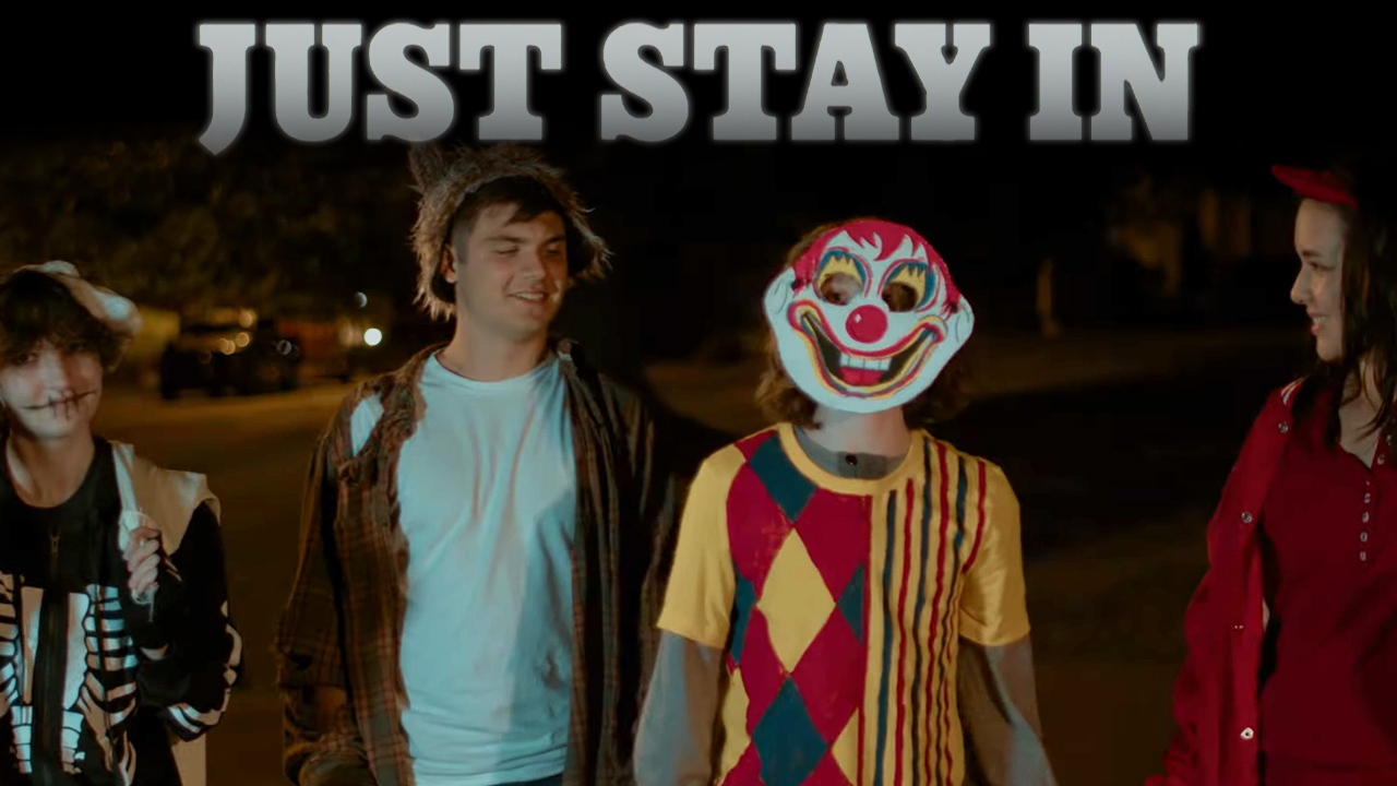 just stay in horror short